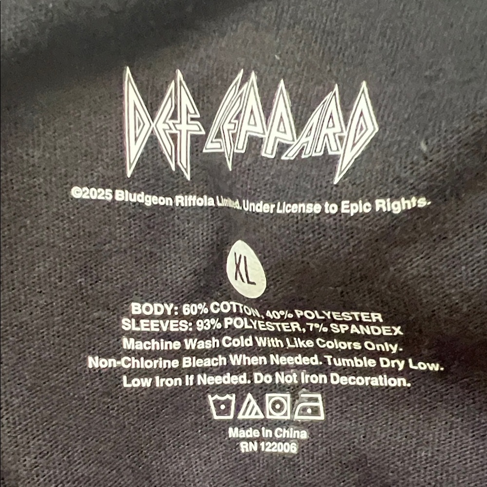 Def Leppard Black Graphic Tee With Rhinestone Mesh Sleeves - Picture 5 of 5